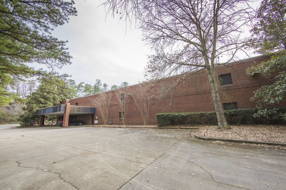 1818 Merchants Dr, Hoover, AL 35244